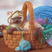 Knitting Kitty